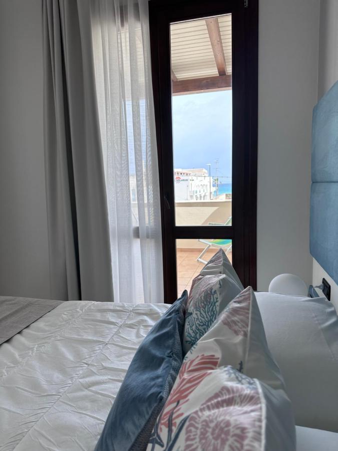 Hotel Baia Di Venere サン・ヴィート・ロ・カーポ エクステリア 写真